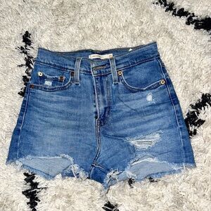 Levi’s high rise shirts